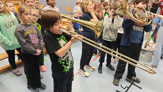 Ausprobieren der Instrumente