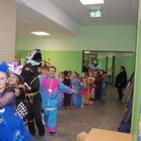 Polonaise durch die Schule