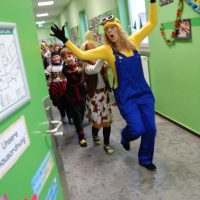 Polonaise durch die Schule