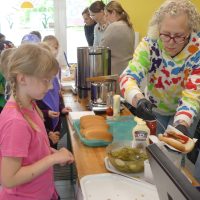 Verkaufsstand des Schulvereins