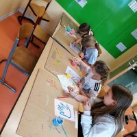 Dot-Painting (Angebot der Kunst-AG)