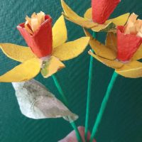 Gebastelte Osterglocken